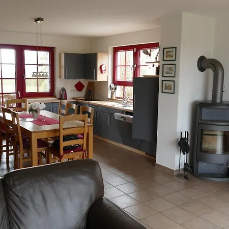 Sabines Badehaus Mit Innenpool Steinkoppel