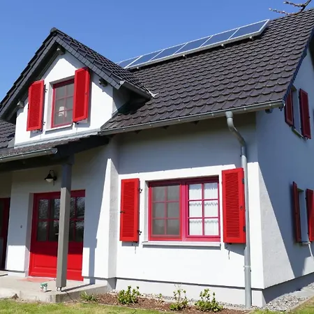 Sabines Badehaus Mit Innenpool Prázdninový dům Steinkoppel