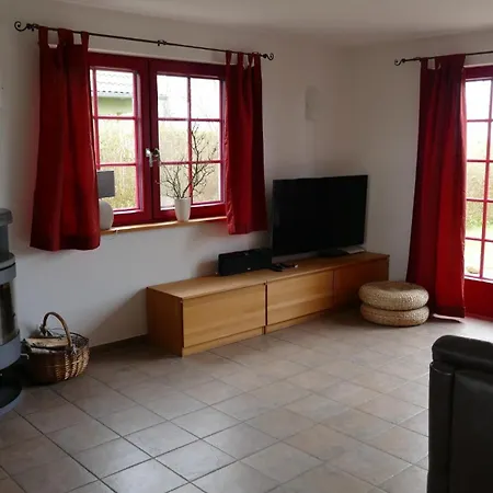 Prázdninový dům Sabines Badehaus Mit Innenpool *