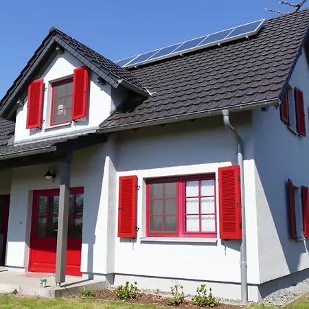 Sabines Badehaus Mit Innenpool Сasa de vacaciones *