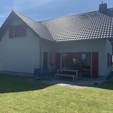 Сasa de vacaciones Sabines Badehaus Mit Innenpool *